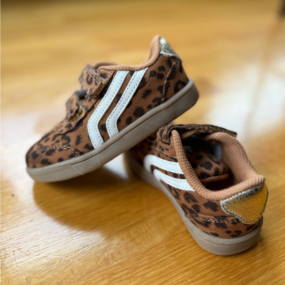 Leopard Print Kids Shoes with White Stripes
